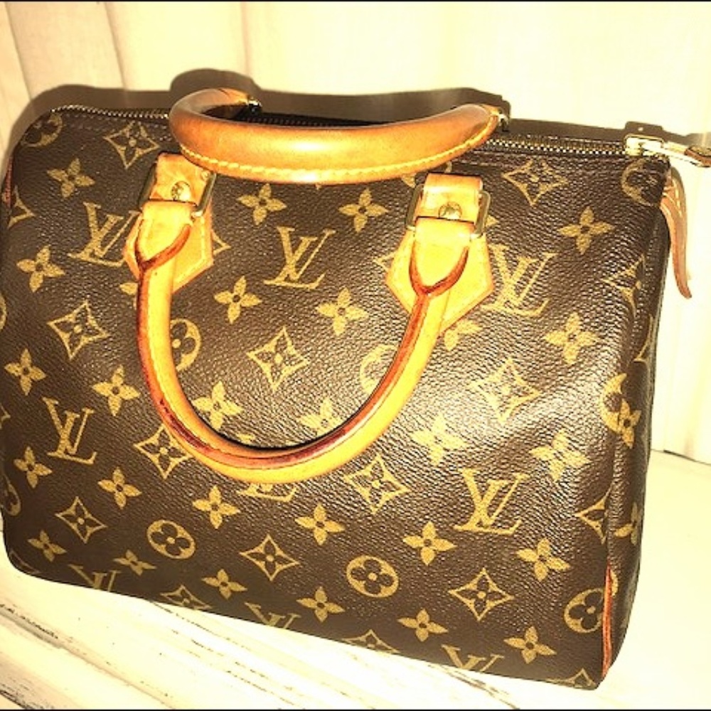 Authentic Louis Vuitton Speedy 25